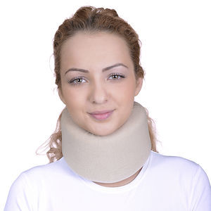 шейный ортез из пены 1