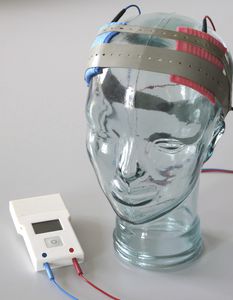 электрический транскраниальный стимулятор tDCS