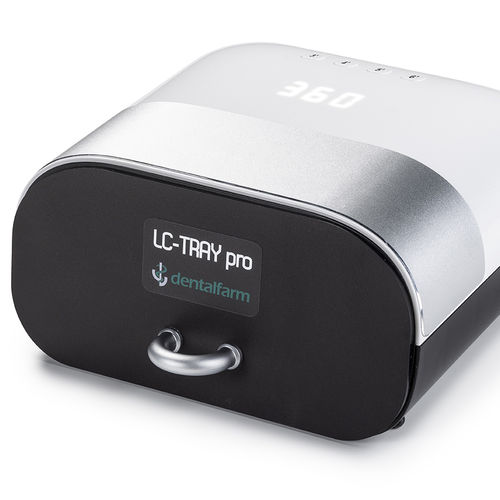 Устройство полимеризации для стоматологической лаборатории - LC-TRAY PRO - Dentalfarm Srl - для стоматологии / для смолы / LED