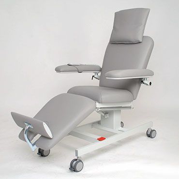 Электрическое кресло для медицинского обслуживания - BasicLine  - JMS North America Corporation - 3 секции / с опорой для голеней / на роликах