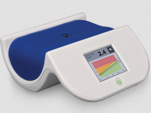 POC - анализатор на сердечно-сосудистые заболевания - AGE - Diagnoptics Technologies - флуоресценцией / для диабета / на сепсис