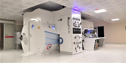 Барокамера для оксигенотерапии - BAROKS Hyperbaric - несколько мест
