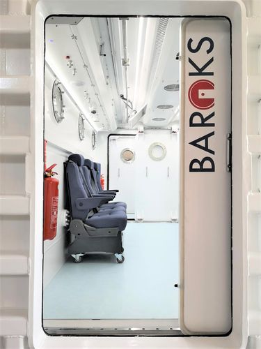 Барокамера для оксигенотерапии - BAROKS Hyperbaric - несколько мест