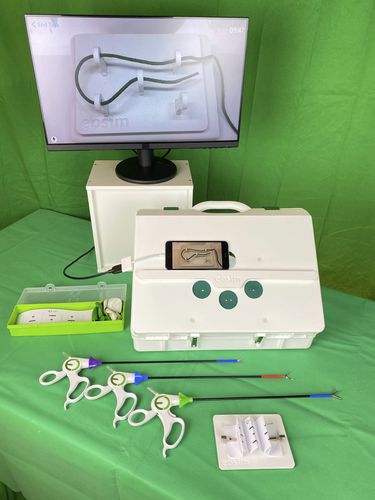 Учебный медицинский симулятор - eoSim SurgTrac Core - eoSurgical - для лапароскопии / для хирургии / рабочая станция