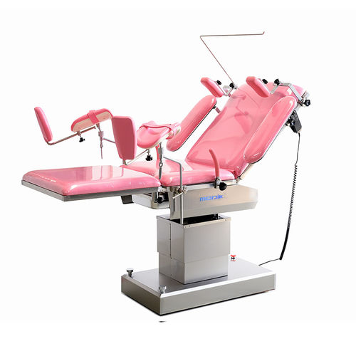 Гинекологический диагностический стол - MC-D10 - Zhangjiagang Medi Medical Equipment - гидравлический / с регулируемой высотой / с регулируемой спинкой