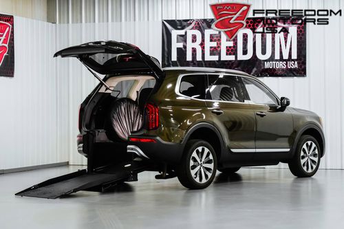 Транспортное средство для инвалидов SUV - 28540 - Freedom Motors USA - задний вход