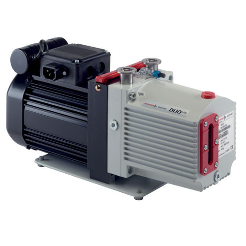 Вакуумный насос для лабораторий - Duo 6/M series - Pfeiffer Vacuum GmbH - лопастный / высокоэффективный / со смазкой