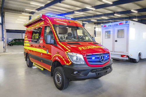 Передвижной медицинский пункт для неотложной помощи - EmmertCrewVan - Emmert Fahrzeuge - грузовой автомобиль