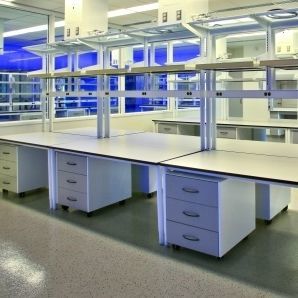 Лабораторный стол с раковиной -  Optima™ 2100 - Mott Manufacturing - из нержавеющей стали / островной / с полками