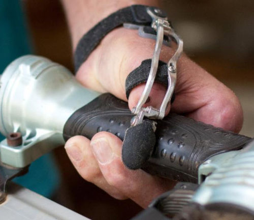 Частичный протез кисти руки с управлением электродвигателем - ThumbDriver™ - Naked Prosthetics - с несколькими соединениями / для взрослых