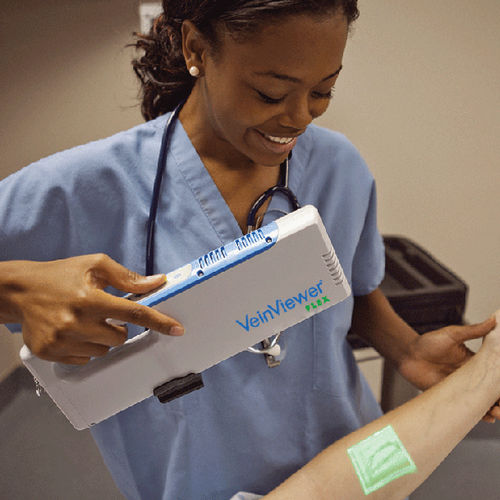Проекционный визуализатор вен - VeinViewer® Flex - Christie Medical - ближний ИК-спектр / для пункции вены / портативный