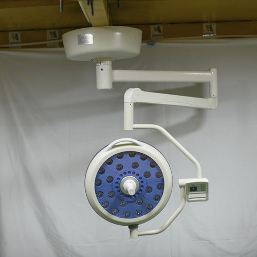 Потолочный хирургический светильник - E500 Multi-color Plus  - Nanchang Micare Medical Equipment - светодиодный / для стоматологии / ветеринарный