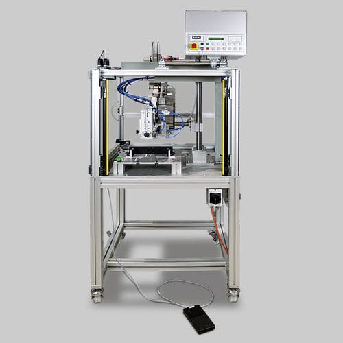 Этикетировочная машина для картона - TNC-L - b+b Automations- und Steuerungstechnik GmbH - полуавтоматическая