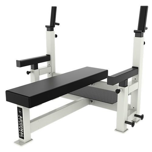 Плоская силовая скамья - ALPHA-COMP - Arsenal Strength - с держателем гантелей