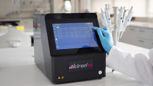 Автоматизированный иммуноанализатор - 4450 – akiron® NEO - MEDIPAN GmbH - для клинической диагностики / IFA / на АНЦА