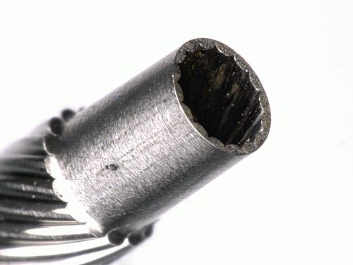 Фрезерный станок CFAO - Asahi Intecc - для изготовления медицинских приборов