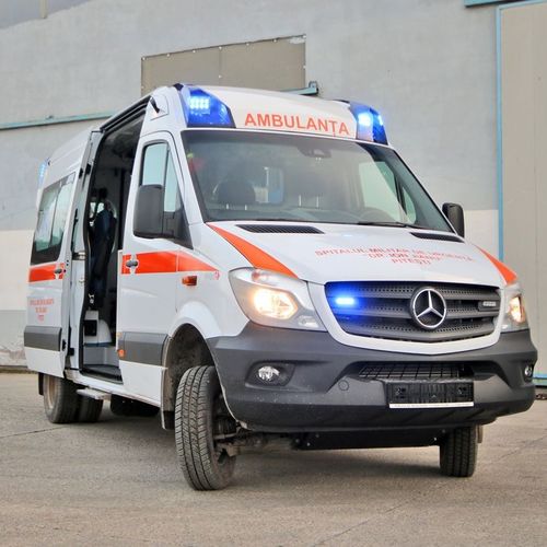Машина скорой помощи для интенсивной терапии - Mercedes Sprinter - DELTAMED SRL - с отсеком / тип С / 4x4