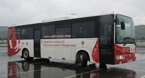 Передвижной медицинский пункт для взятия пробы крови - Irisbus - DELTAMED SRL - автобус