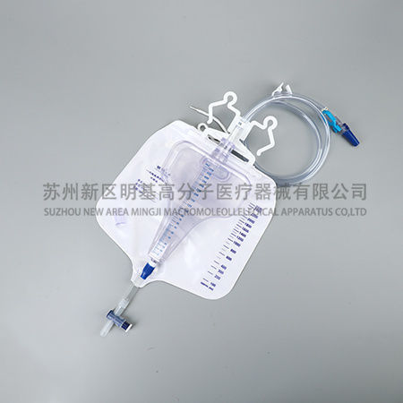 Мочевой набор для дренирования - Suzhou New District Mingji Polymer Medical Equipment Co., Ltd. - градуированный / с антирефлюксным клапаном / поливинилхлорид