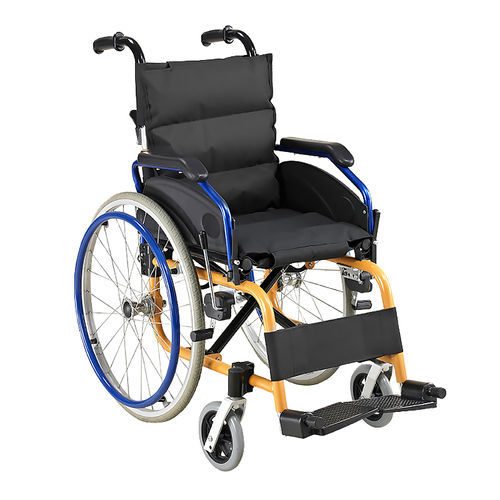 Инвалидная коляска с ручным управлением - HQ907L-36 - Zhongshan Hanqi Medicalequiment Technology - для улицы / для помещений / с опорой для голеней