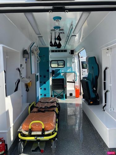 Машина скорой помощи фургон - eos ambulance - с кислородной терапией