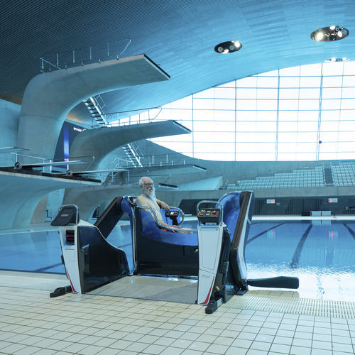 Подъемник для бассейна для инвалидной коляски - poolpod 3.0® - Cotenda - электрический / гидравлический / установленный на столбике