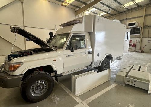 Машина скорой помощи для интенсивной терапии - Toyota Land Cruiser - ICU AUTOMOTIVE IMPORT EXPORT AND CONSULTING. - с отсеком / тип А / тип С