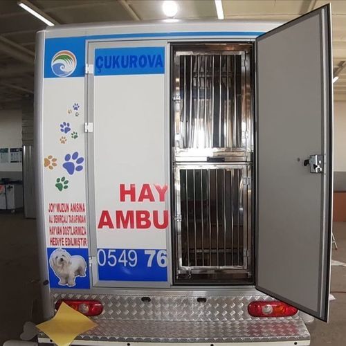 Передвижной медицинский пункт для неотложной помощи - Ford - ICU AUTOMOTIVE IMPORT EXPORT AND CONSULTING. - ветеринарный / грузовой автомобиль / с отсеком