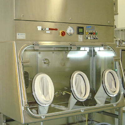 Изолятор для распределения - ART GmbH Anlagenbau Reinraum Technik - для сушки / класс ISO 5 / для токсичного продукта