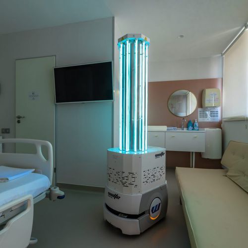 Робот для дезинфекции UV-C - Wolf BOT - Wolf-e Robotics - мобильный / автоматический / с питанием от аккумулятора