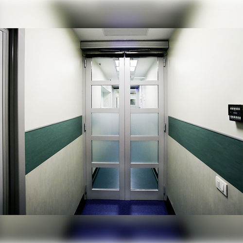 Дверь для обеспечения безопасности - iCat® - RSA Door Systems - для больниц / створчатая / двойная