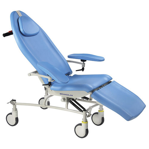 Ручное кресло для забора крови - M2Z 700 0 0 - Bıçakcılar - 3 секции / с регулируемой высотой / на роликах