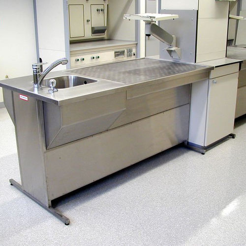Лабораторная рабочая станция для гистопатологии - UCS-1500-D - KUGEL medical GmbH & Co. KG - для подготовки проб / с раковиной / с нисходящей вентиляцией