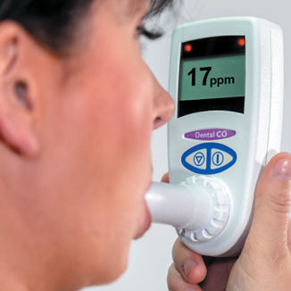 Анализатор дыхания моноксида углерода - CO60 - MD Diagnostics Ltd - для курения / электронный / портативный