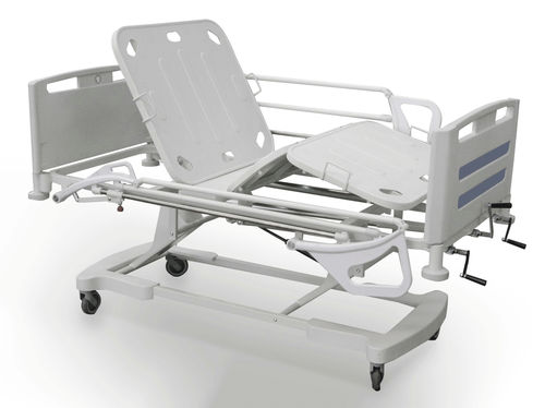 Кровать для больниц - ARGUS - Medical Iberica - ручная / с регулируемой высотой / на роликах