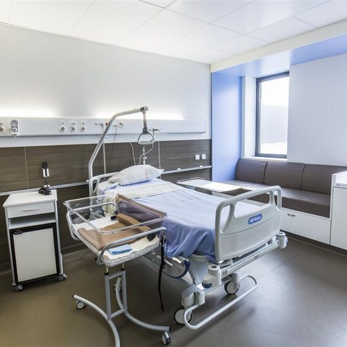 Горизонтальная панель для внутренних коммуникаций - FLUIDYS - TLV Healthcare - для отделения интенсивной терапии / для больничной палаты / с освещением