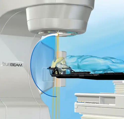 Линейный ускоритель стереотаксическая радиохирургия - HyperArc - Varian Oncology - с роботизированным координатным столом / с многолепестковым коллиматором (МЛК)
