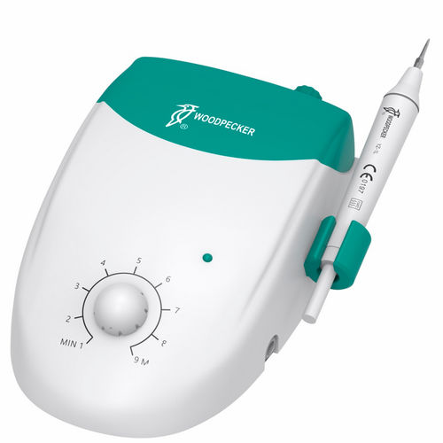 Ультразвуковой инструмент для удаления зубного налета - UDS-J - Guilin Woodpecker Medical Instrument Co., Ltd.   - полный комплект / со светодиодной подсветкой / полный комплект