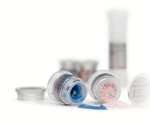 Стоматологический материал из керамики - IPS Ivocolor® - Ivoclar Vivadent - из циркония / из дисиликата лития / для восстановления зубов