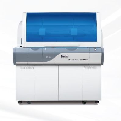 Автоматический иммуноанализатор - MAGLUMI 2000 Plus - Snibe Co., Ltd. - для клинической диагностики / хемолюминесцентный / с произвольной выборкой