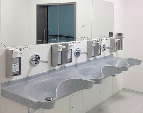 Хирургический умывальник 3 секции - Vitec Cleanroom Technologies - из акрилового полимера / электронное управление