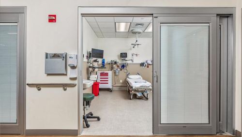 Дверь для больниц - Dura-Care 7500TL - Stanley Access Technologies - для интенсивной терапии / раздвижная / возвратно-поступательное движение