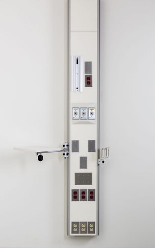 Настенная панель для внутренних коммуникаций - PROFILE® 7200-S  - Modular Services Company - вертикальная