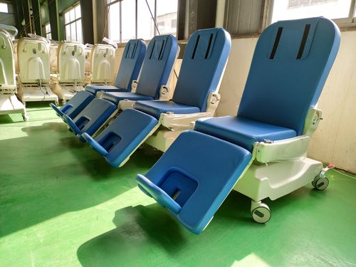 Электрическое кресло для забора крови - PY-YD-410S - Nanning Passion Medical Equipment - 3 секции / на роликах / с регулируемой высотой