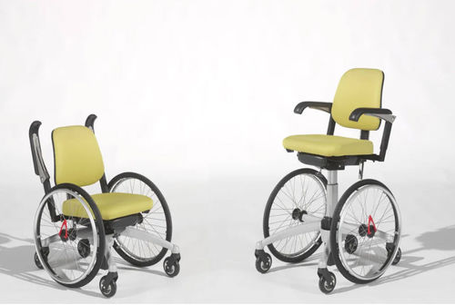 Офисный стул для взрослых - LeTriple Wheels - Sowecare - педиатрический / на колесиках / с подлокотниками