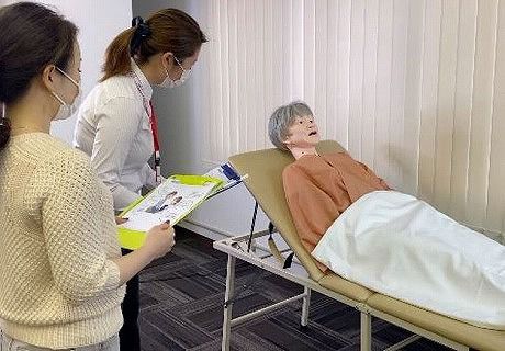 Учебный манекен для оказания общей помощи - Monshin - Sakamoto Model Corporation - для инъекций / из силикона / комплект учебных моделей