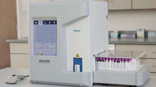 Автоматический гематологический анализатор - ADVIA® 560  - Siemens Healthineers - Laboratory Diagnostics - компактный / 26 параметров / с дифференциацией на 5 частей