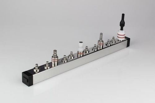 Адаптер медицинской - Flexio Injektionsschiene Vierkant HYG 5 - IC Medical GmbH - прямой / из нержавеющей стали