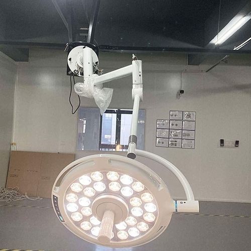 Потолочный хирургический светильник - AKL-B400L - Rooe Medical - светодиодный / 90 / с пультом управления